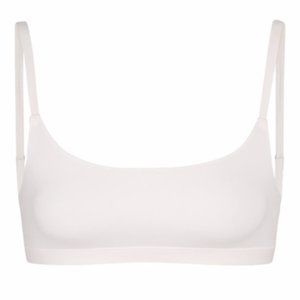 NWT SKIMS Fits Everybody Scoop Neck Bra Bralette White Marble XS